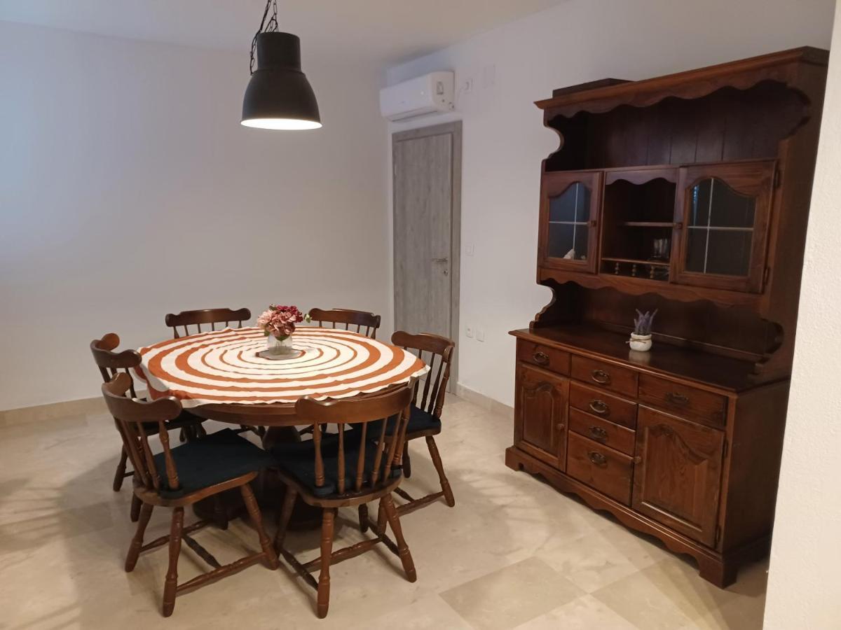 Apartments Andrea Jesenice  Kültér fotó